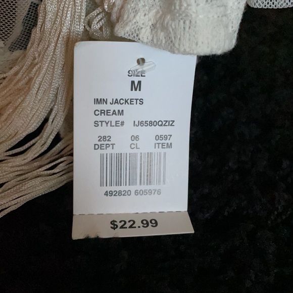 White Mesh and Lace Kimono - Picture 4 of 4